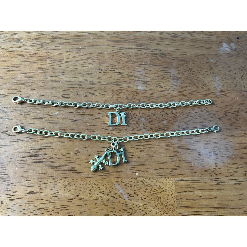 Diamond International Gold Tone Chain Charm Bracelets Cruise Travel Lizard Charm